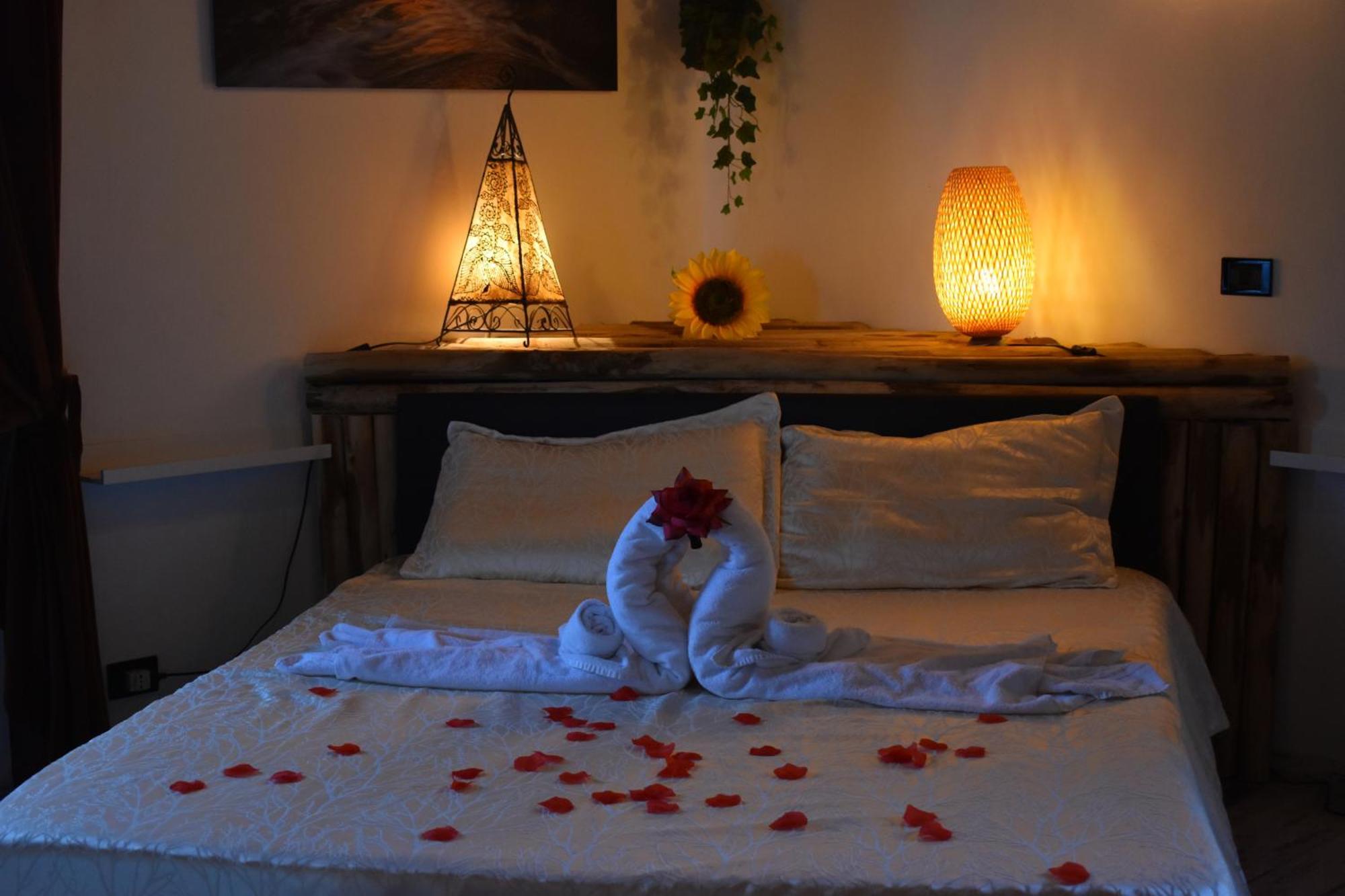 Essenziale Bed and Breakfast Castell'Anselmo Exteriör bild